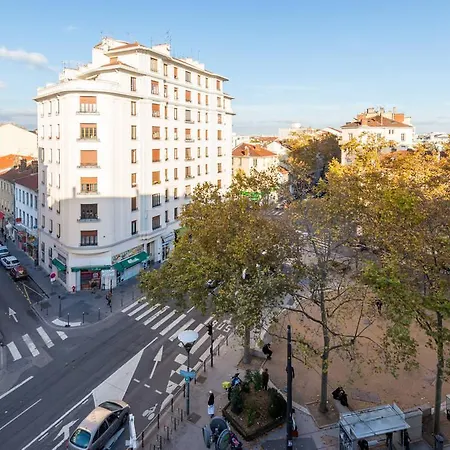 Apartment T2. Part-dieu + Parking Lyon
